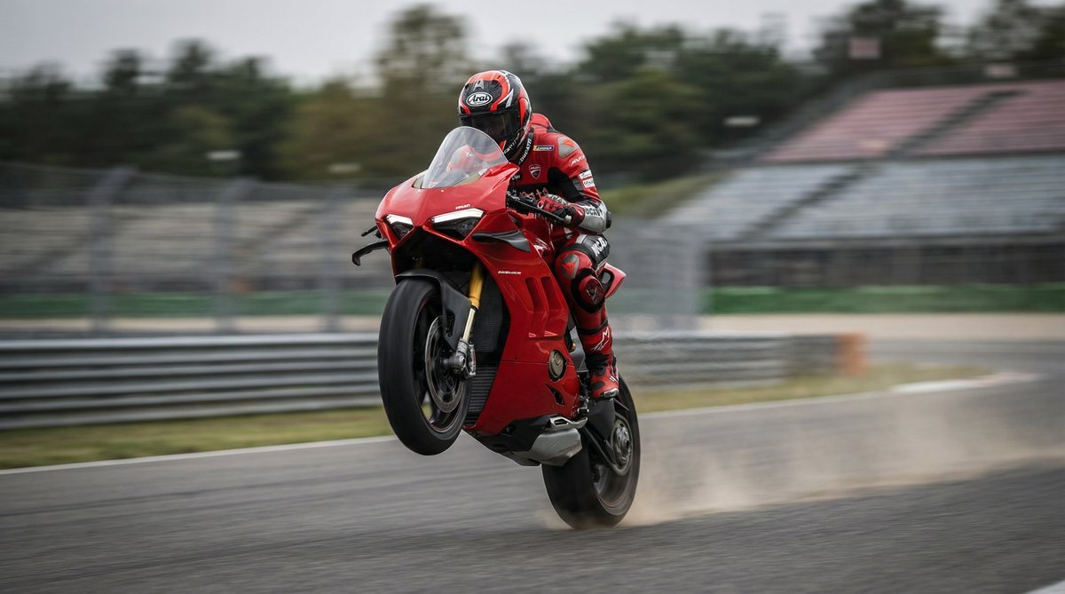 精东摩托车视频